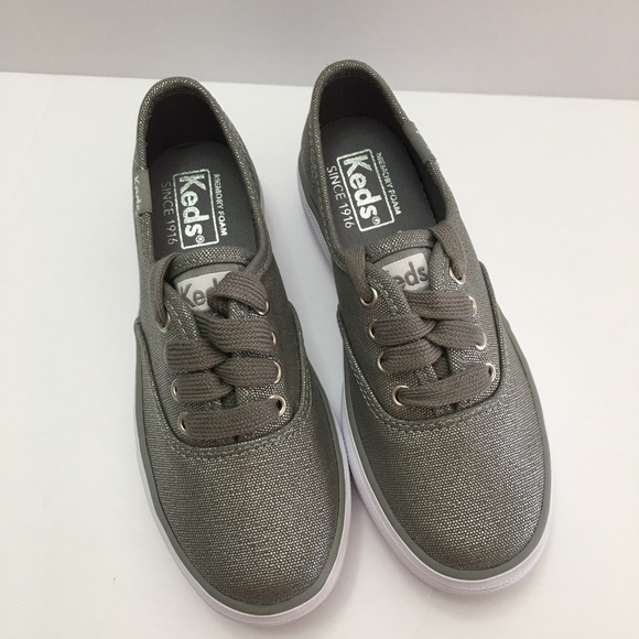 Keds Other - Keds Girls Triple Season Low Top Sneaker Silver